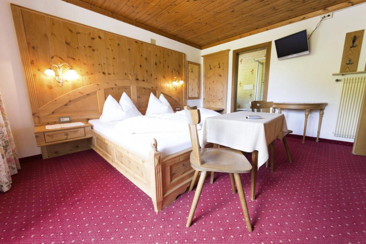 Pichlerhof Hotel Riva di Tures Bagian luar foto