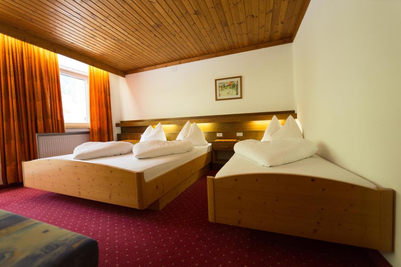 Pichlerhof Hotel Riva di Tures Bagian luar foto