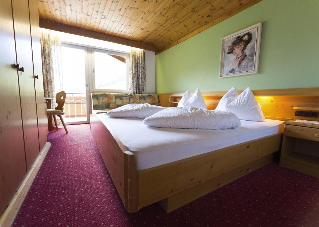 Pichlerhof Hotel Riva di Tures Bagian luar foto