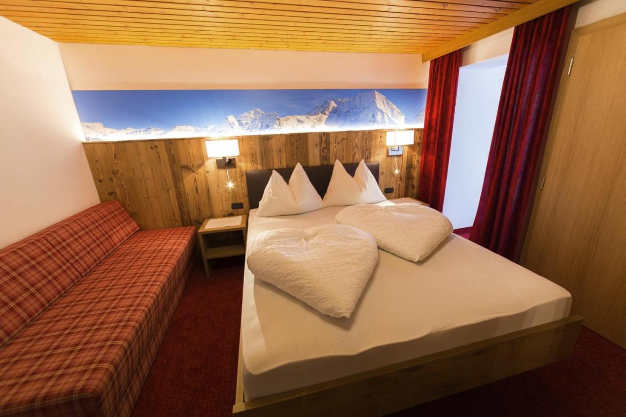 Pichlerhof Hotel Riva di Tures Bagian luar foto