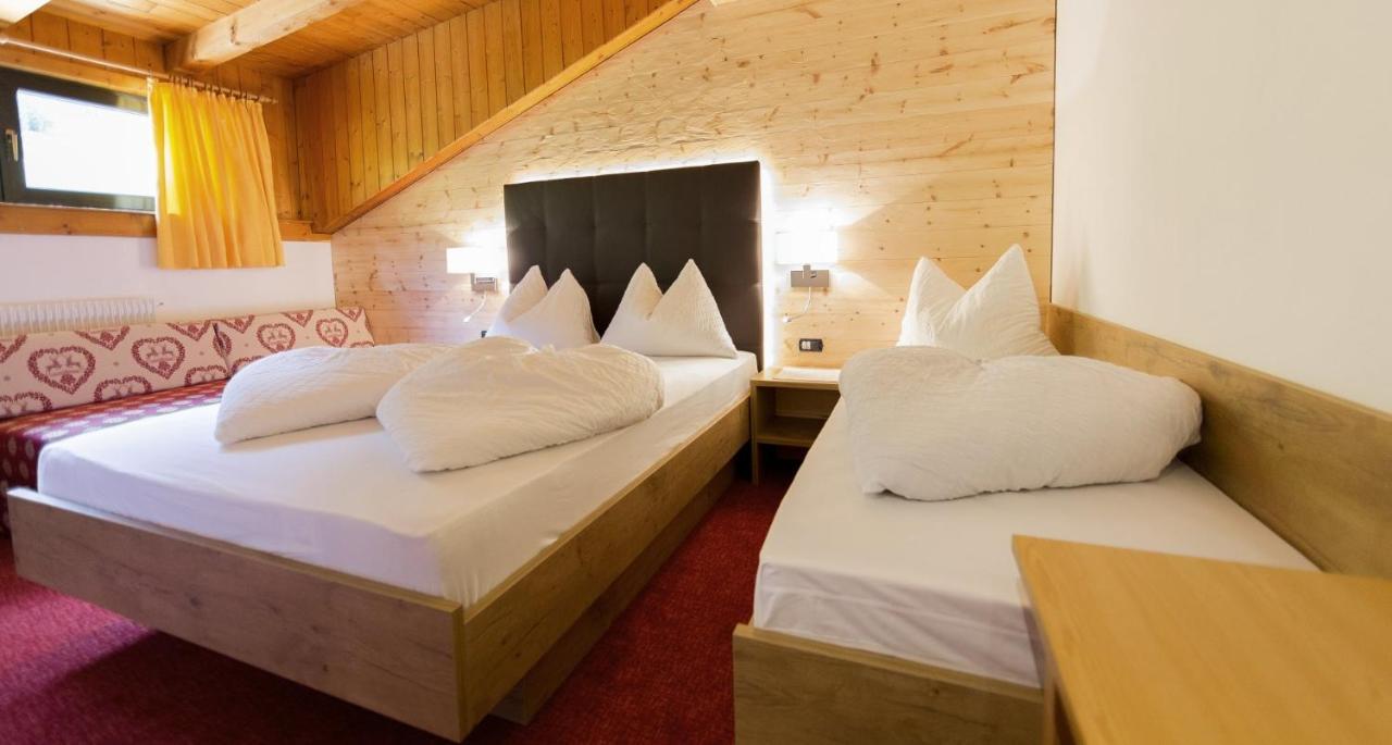 Pichlerhof Hotel Riva di Tures Bagian luar foto