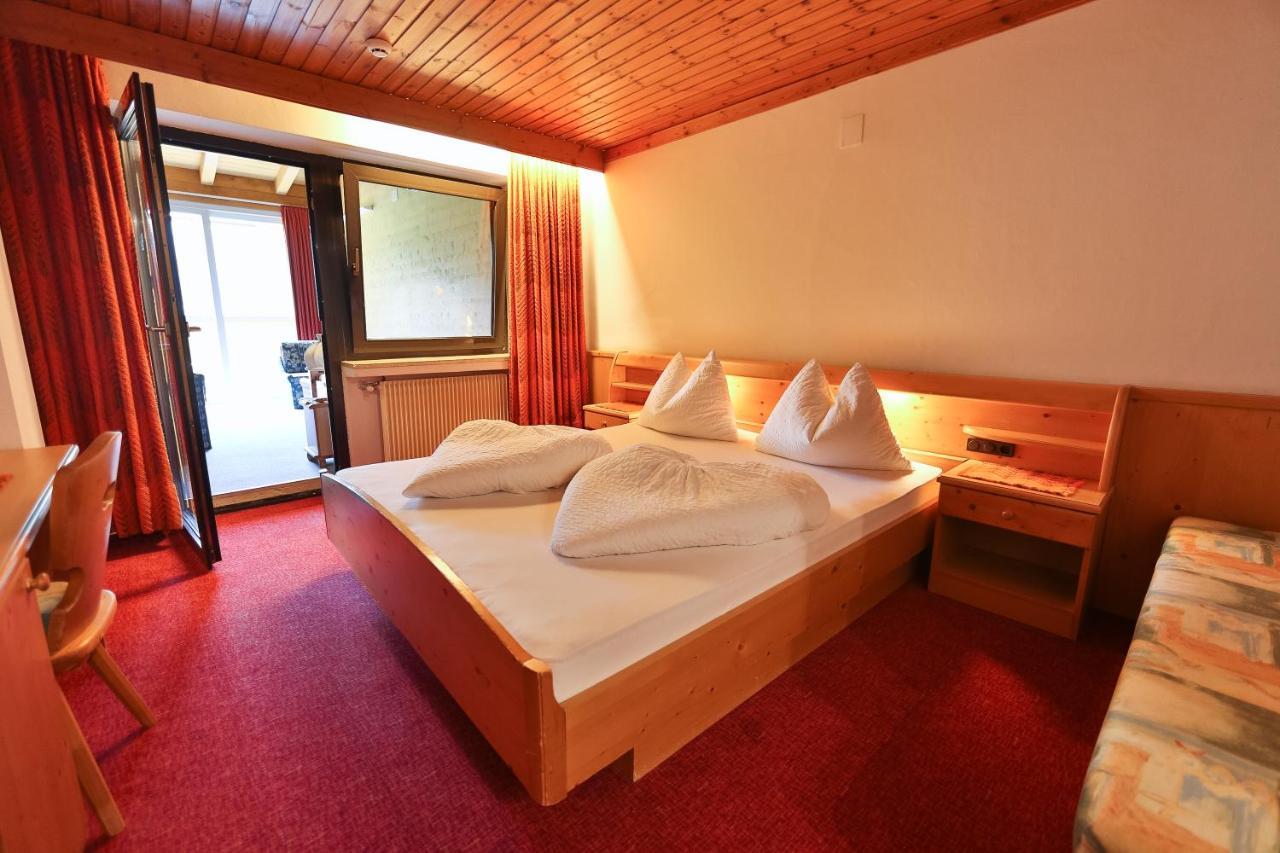 Pichlerhof Hotel Riva di Tures Bagian luar foto