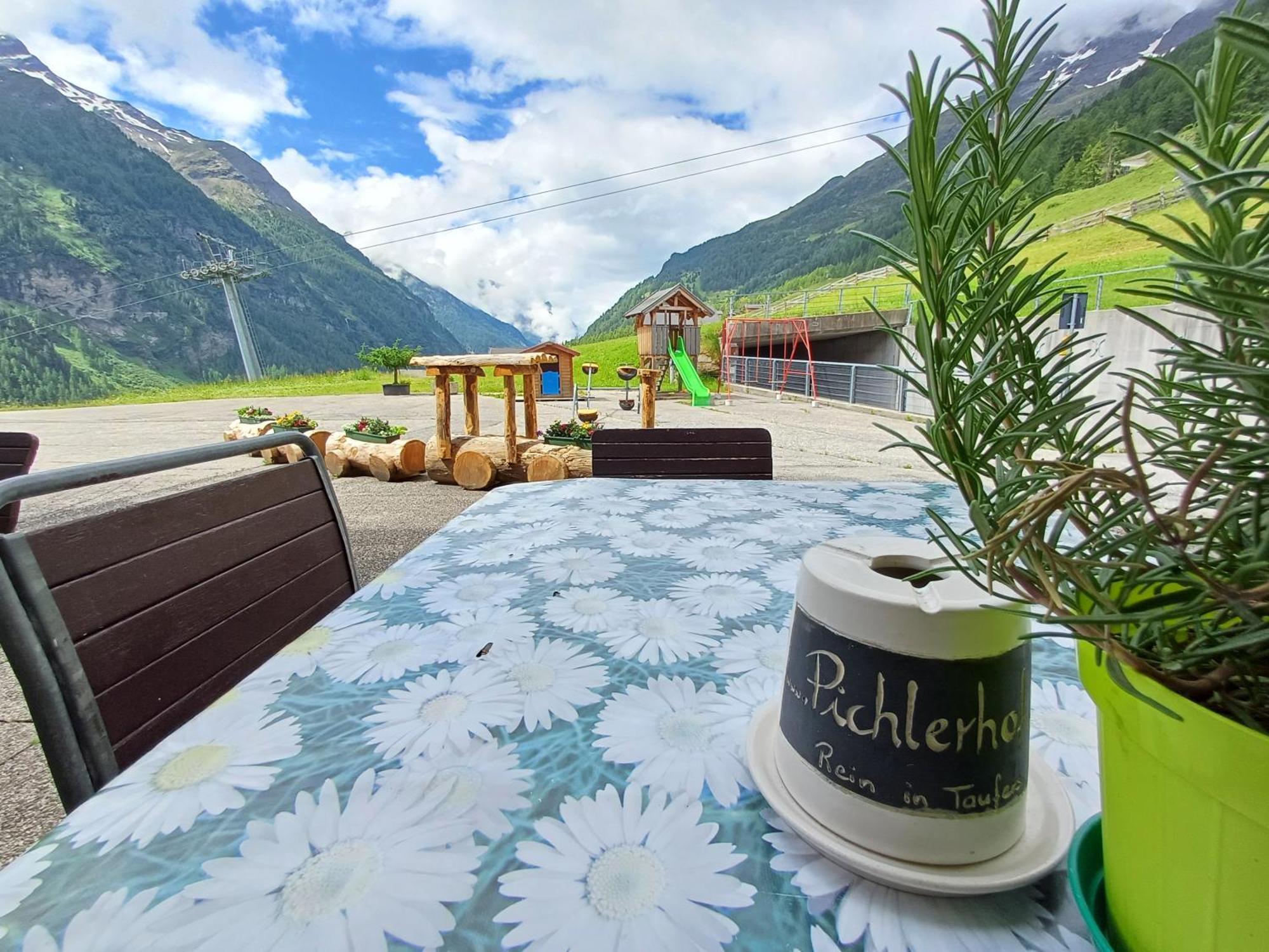 Pichlerhof Hotel Riva di Tures Bagian luar foto